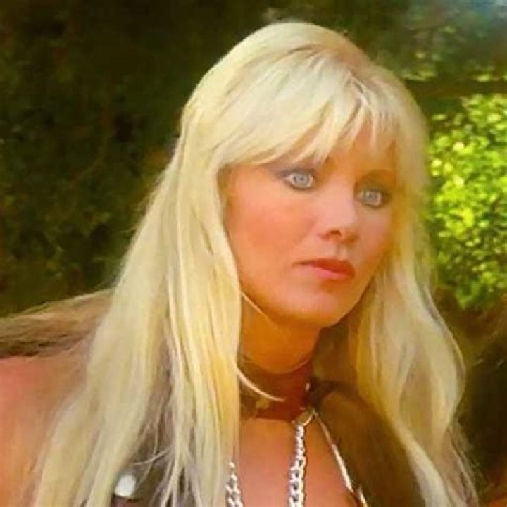 Angela Aames